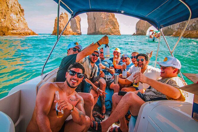Private Yacht in Los Cabos | 10 PAX & 3 HRS - Introducing the Private Yacht Experience in Los Cabos