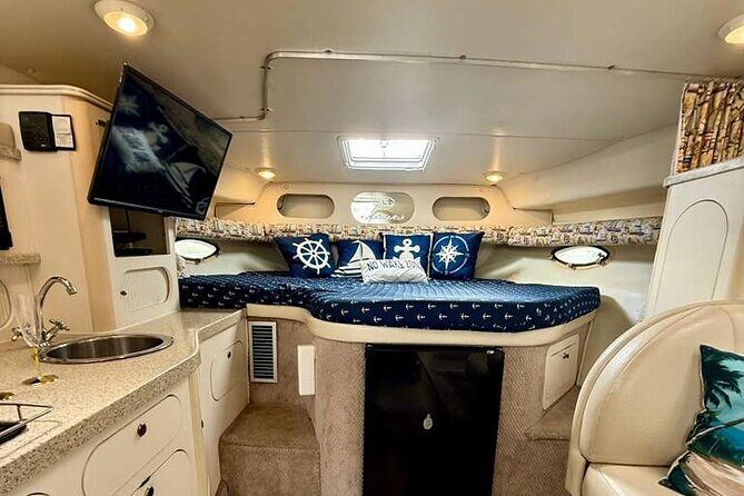 Private Yacht Rental 37 in Miami for 12 People - Who Will Love This Yacht Experience?