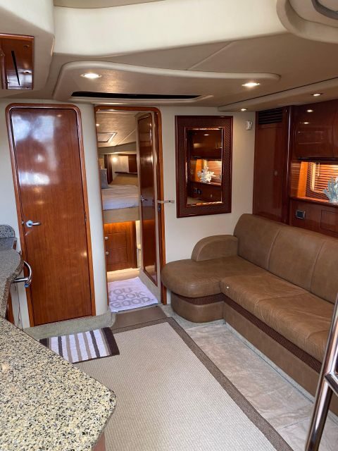 Private  Yacht Rentals  2h  Champagne gift - FAQs