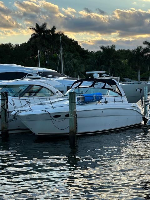Private  Yacht Rentals  4h  Champagne gift - FAQs