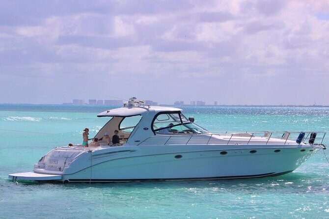 Private Yacht SEARAY SUNDANCER 60ft up to 20 pax 23P1 - What’s Included and What’s Not?