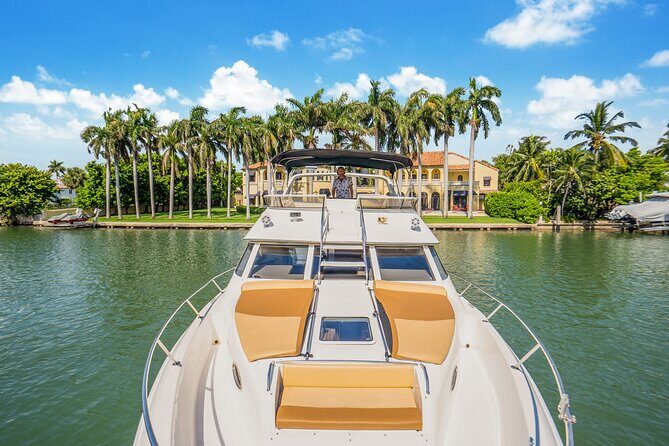Private Yacht Tour Miami - Exploring the Private Yacht Tour Miami Experience
