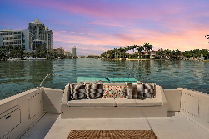 Private Yacht Tour Miami - Key Points