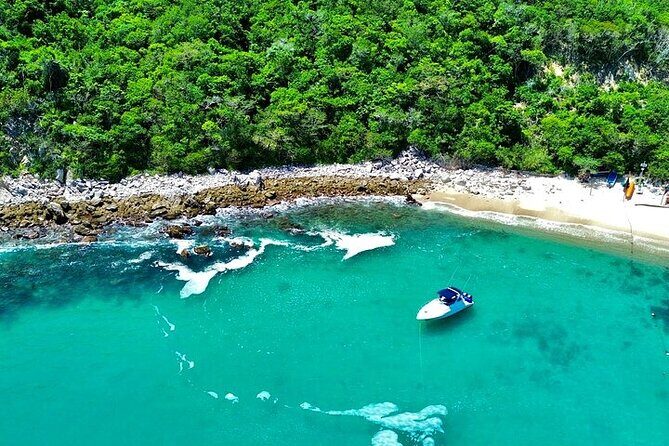 Private Yacht Tour of the Bays of Huatulco - FAQs