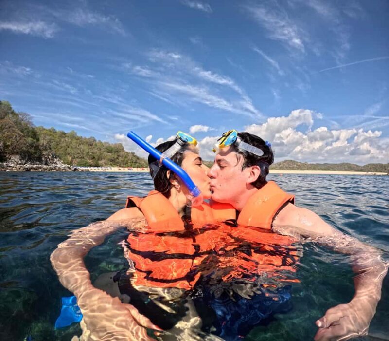 Private yacht tour of the Huatulco Bays - FAQ