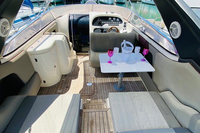 Private Yacht Tour with Drinks and Snorkeling in Gran Canaria - Who Is This Tour For?