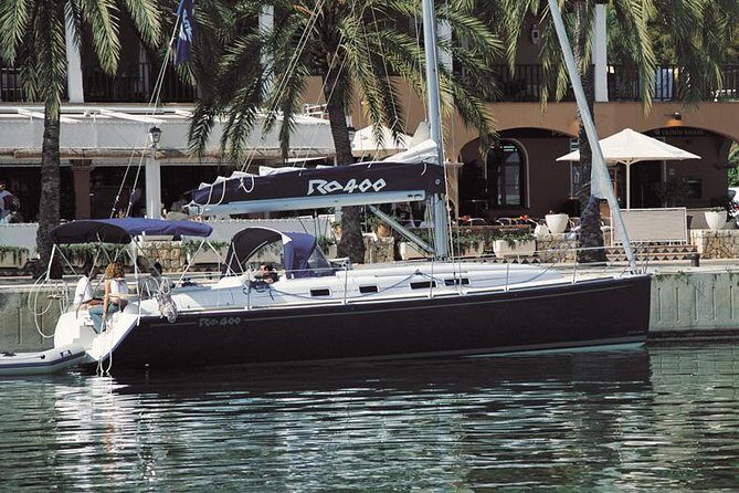 Private Yacht Tour With Whale and Dolphin Watching 42 Foot Boat - The Sum Up: Who Is This Tour Perfect For?