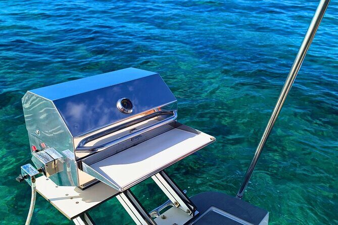 Private Yacht with Gourmet Barbecue and Sunset on Papagayo Beaches - FAQ