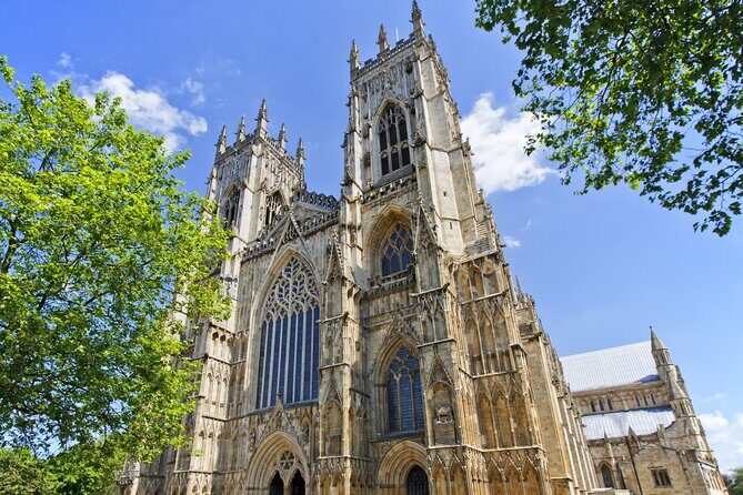 Private York Minster Guided Walking Tour - FAQs