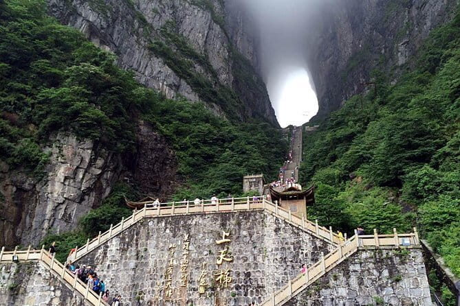 Private Zhangjiajie Tianmen Mountain Tour Including Lunch - Practicalities and Tips for Your Tour