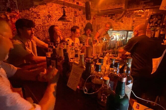 [Private]Shinjuku Night Walk & Golden Gai Bar Hopping Tour - Who Will Love This Experience?