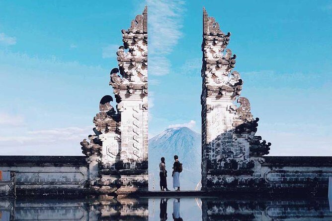 PrivateTour Lempuyang Temple - Gate of Heaven Instagram favorites - Guides and Personal Touches