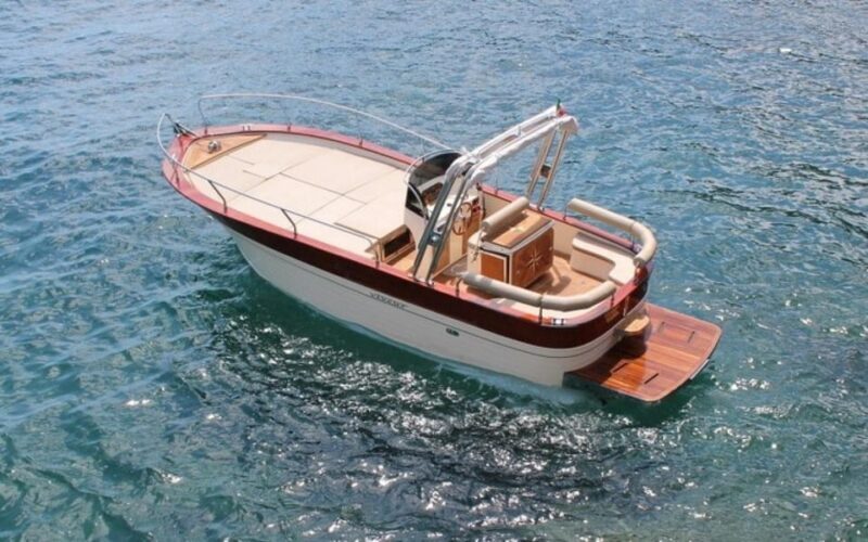 Procida: Boat Tour with Swimming Stops and Underwater Photos - Starting Point and Ease of Access