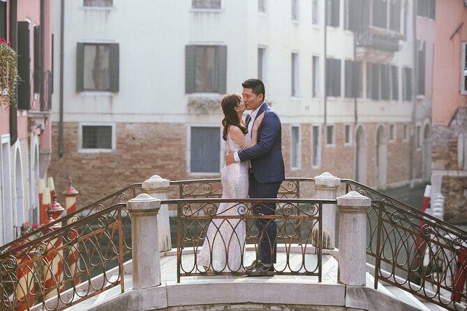 Professional Photoshoot in Venice - FAQs