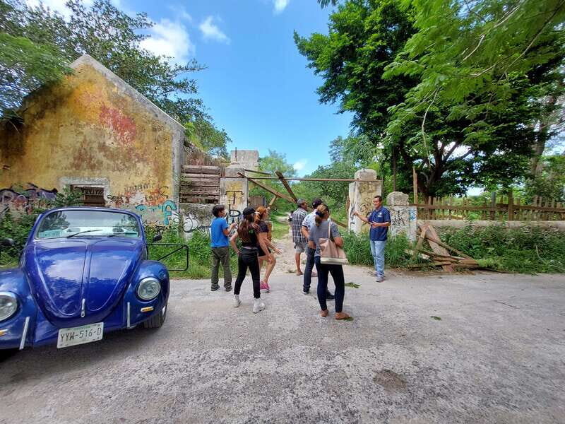 Progreso: Ghost Town Tour + Beach Club in a Classic Beetle - FAQ