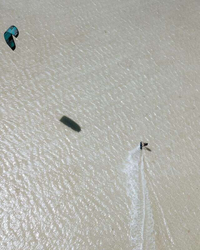 Progreso: Kitesurf lessons - Who Should Consider This Experience?