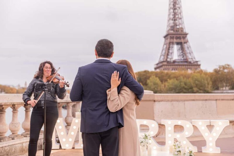 Proposal 'Marry Me' - Big letters - Paris Proposal Planner - Key Points