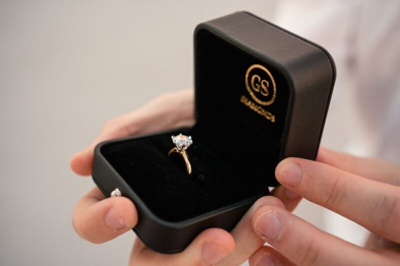 Proposal Photoshoot Santorini - Authentic Insights from Past Clients