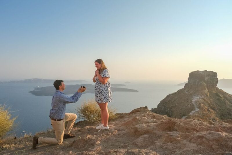Proposal Photoshoot Santorini - Practical Details and Tips