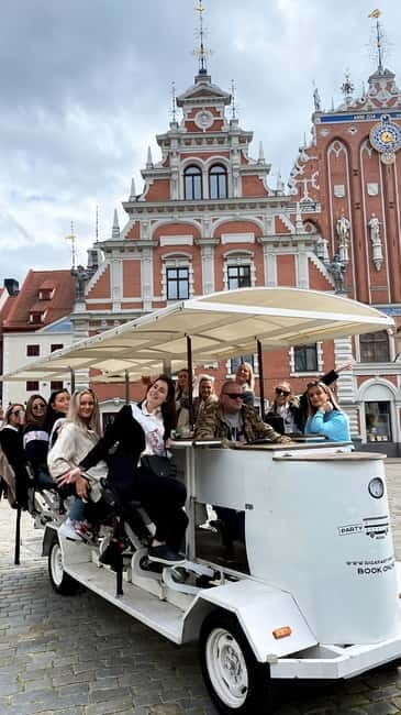 Prosecco Bike & Old Town Sightseeing - Discovering Riga’s Old Town on Two Wheels and Bubbles