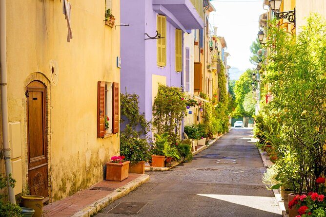 Provence Countryside and its Medieval Villages Private Tour - Practical Considerations