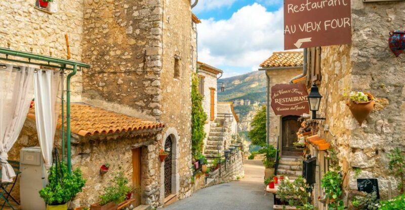 Provence Countryside & Medieval Villages Day Trip - Key Points
