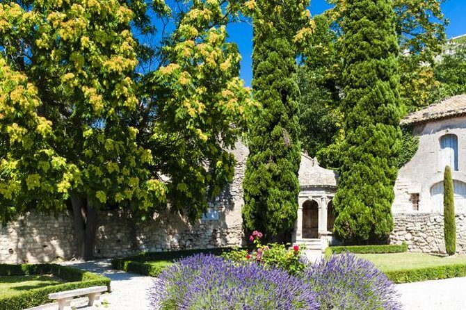 Provence in One Day Small Group Day Trip from Avignon - An Authentic Look at the Itinerary