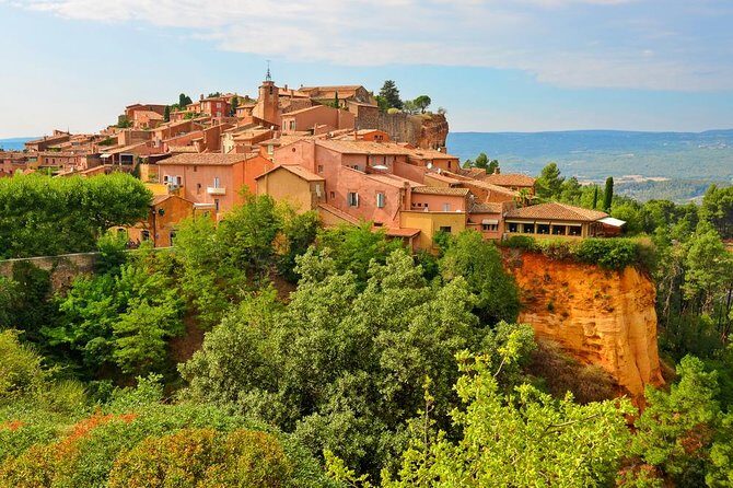 Provence Wineries and Luberon Villages Day Trip from Aix-en-Provence - What to Expect from This Provence Day Trip
