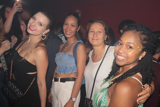 Pub Crawl Madrid & Party - Guides and Overall Experience