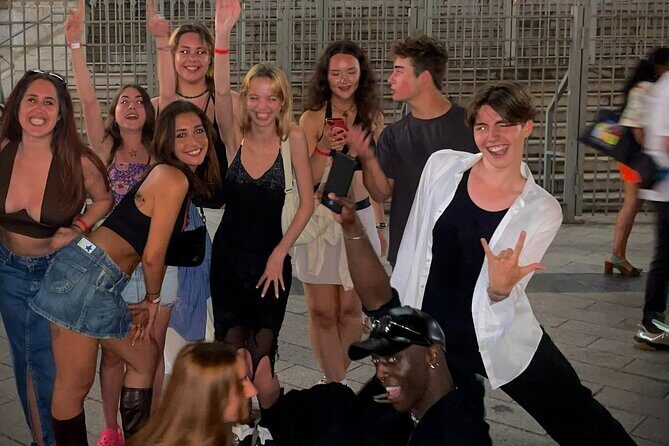 Pub Crawl Nice : Drink, Laugh, Meet the World - A Closer Look at the Pub Crawl Experience