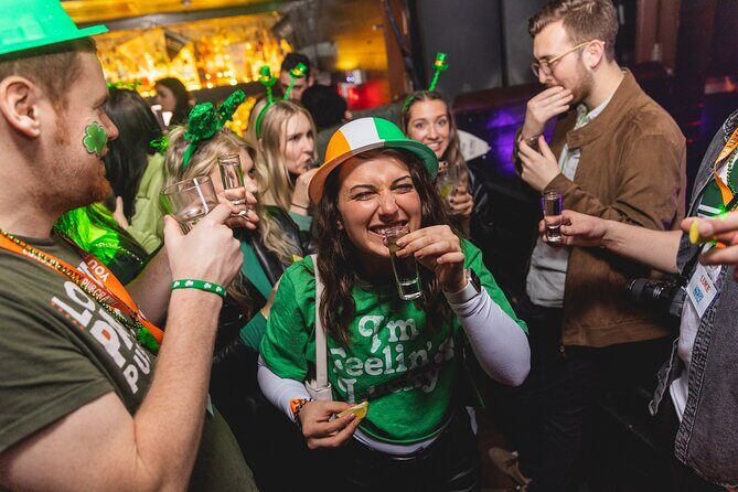 Pub Crawl of Central London - In-Depth Look at the Experience