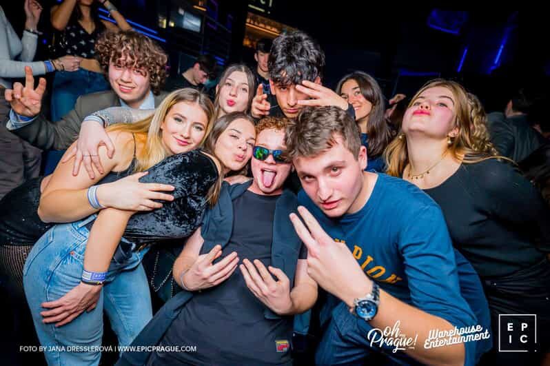 Pub Crawl with Shots and Night Club I Prague - The Atmosphere