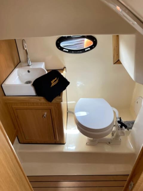 Puerto Banus: Boat Charter Moonday Yacht - Key Points