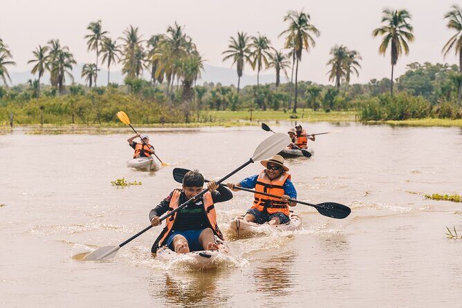 Puerto Escondido: Manialtepec Lagoon by Kayak - End of the Tour: Reflection and Local Flavors