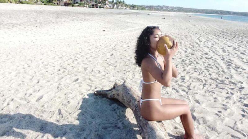 Puerto Escondido: Market Tour, Beach, and Drone Video - Key Points