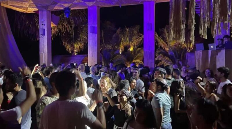 Puerto Escondido Pub Crawl - Overview of the Puerto Escondido Pub Crawl