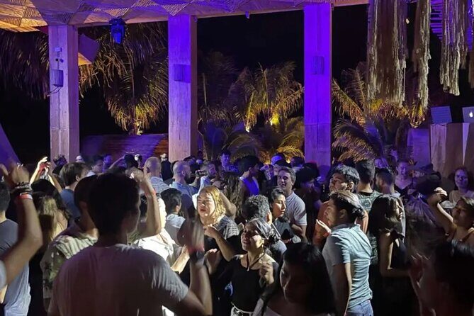 Puerto Escondido Pub Crawl - The Sum Up