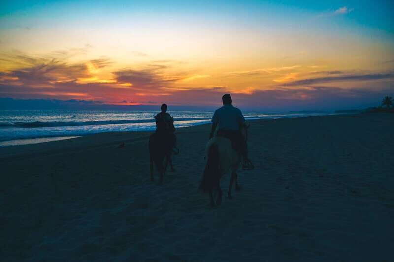 Puerto Escondido: Sunset Horse Back Riding Tour - Authentic Reviews: What Travelers Say
