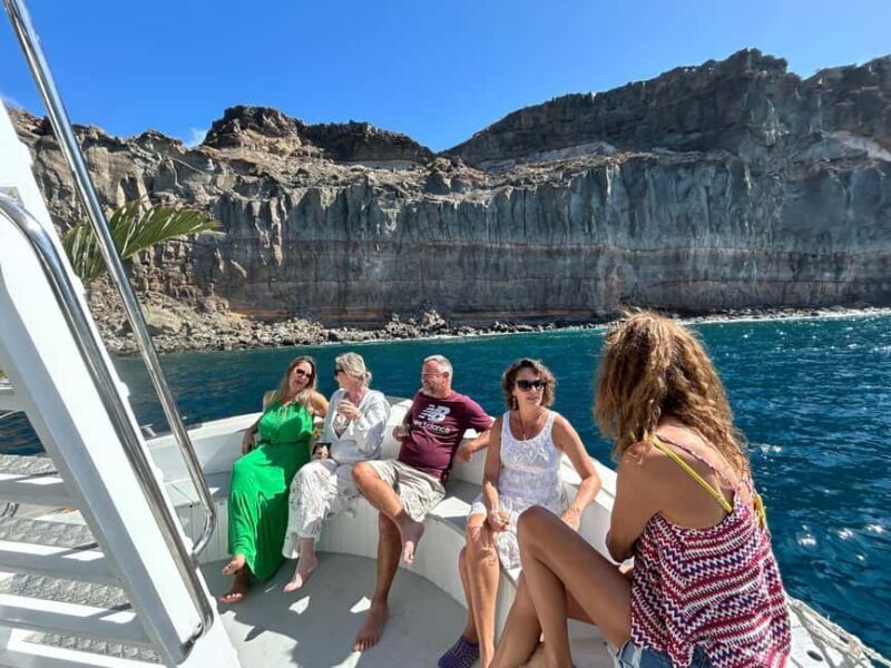 Puerto Rico, Gran Canaria: boat trip, drinks, food, paddle surfing, snorkeling. - Who This Tour Is Best For