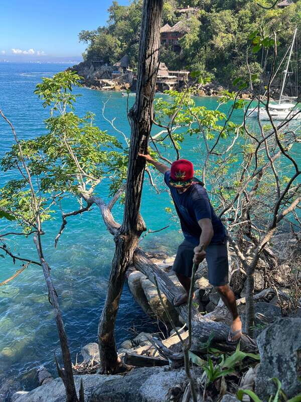 Puerto Vallarta: jungle and coastline hike along 6 beaches - Beach Stops with a View