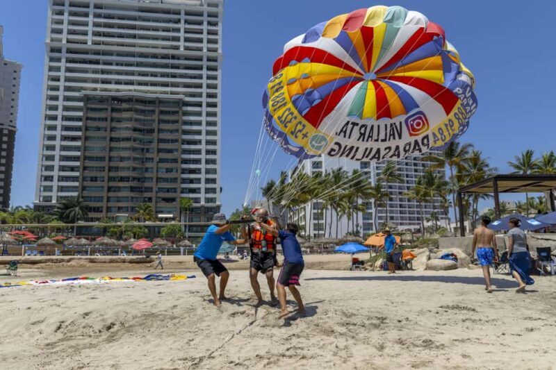 Puerto Vallarta: Parasailing Adventure - What You Can Expect from the Puerto Vallarta Parasailing Tour