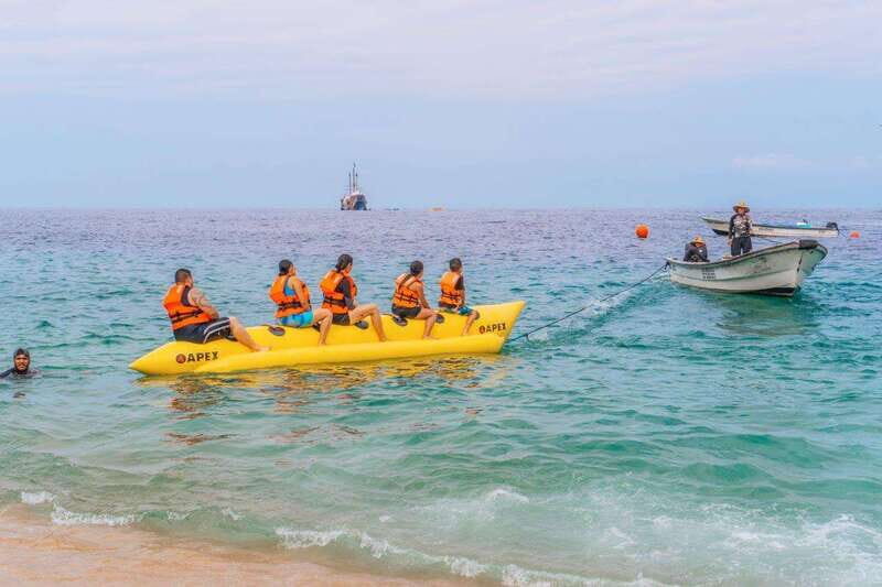 Puerto Vallarta: Pirate Land Adventure Tour - The Pirate Show: Spectacle and Entertainment