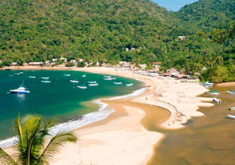 Puerto Vallarta: Private Sail Tour to Yelapa - An Introduction to the Experience