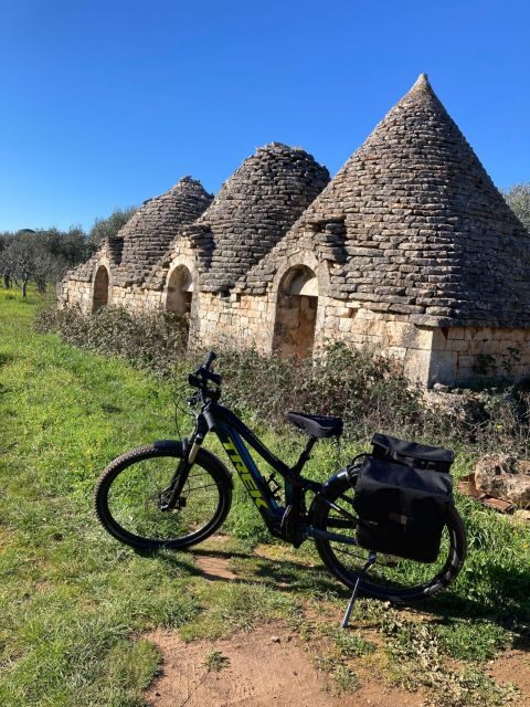 Puglia: rent e-bike. Self guided tours - Key Points