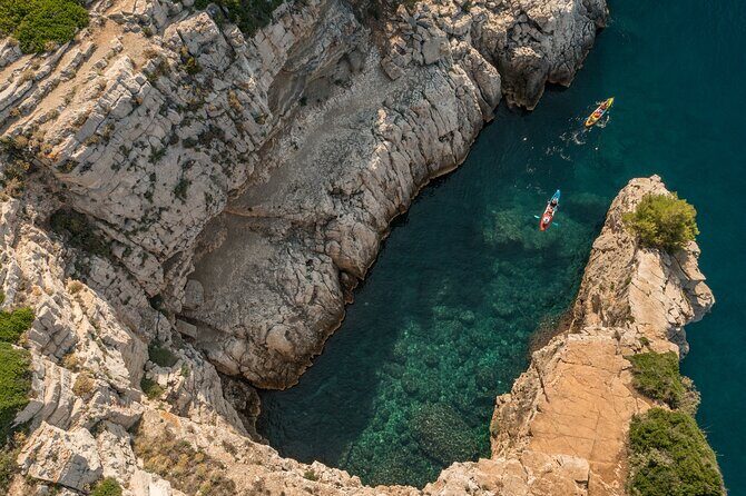 Pula Kayaking Cave, Islands and Cliffs Tour with drinks - FAQ