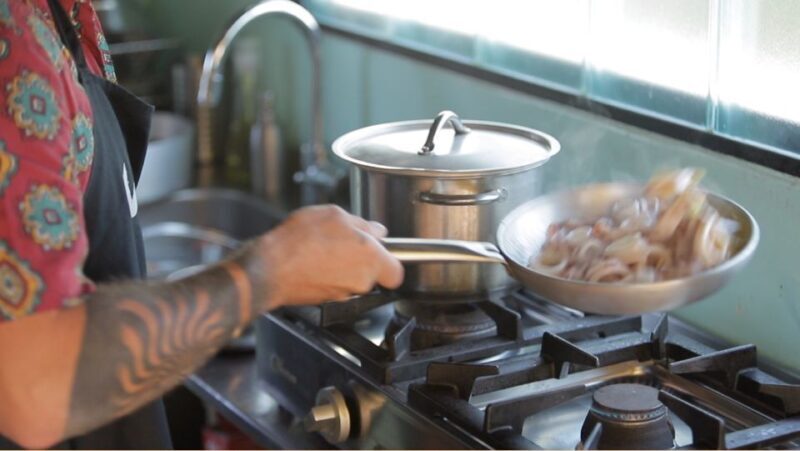 Pula: Market Tour, Cooking Class, and a Meal with Wine - Key Points