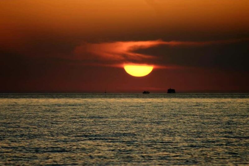 Pula: Private Sunset Boat Trip with Dolphins - The Experience in Detail