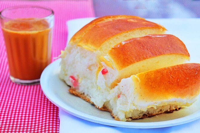 Pune Food & Snack Tasting Walking Tour (Non - Vegetarian) - In-Depth Review of the Pune Food & Snack Tasting Walking Tour