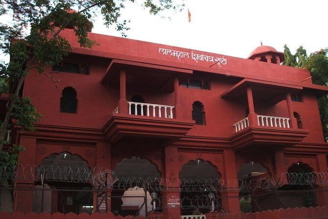 Pune Full Day Guided Sightseeing Tour in a Private Car - Key Points