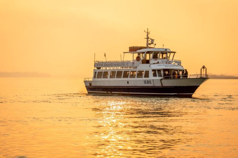 Punta Sabbioni: Venice By Night and Sunset Panoramic Cruise - An In-Depth Look at the Experience